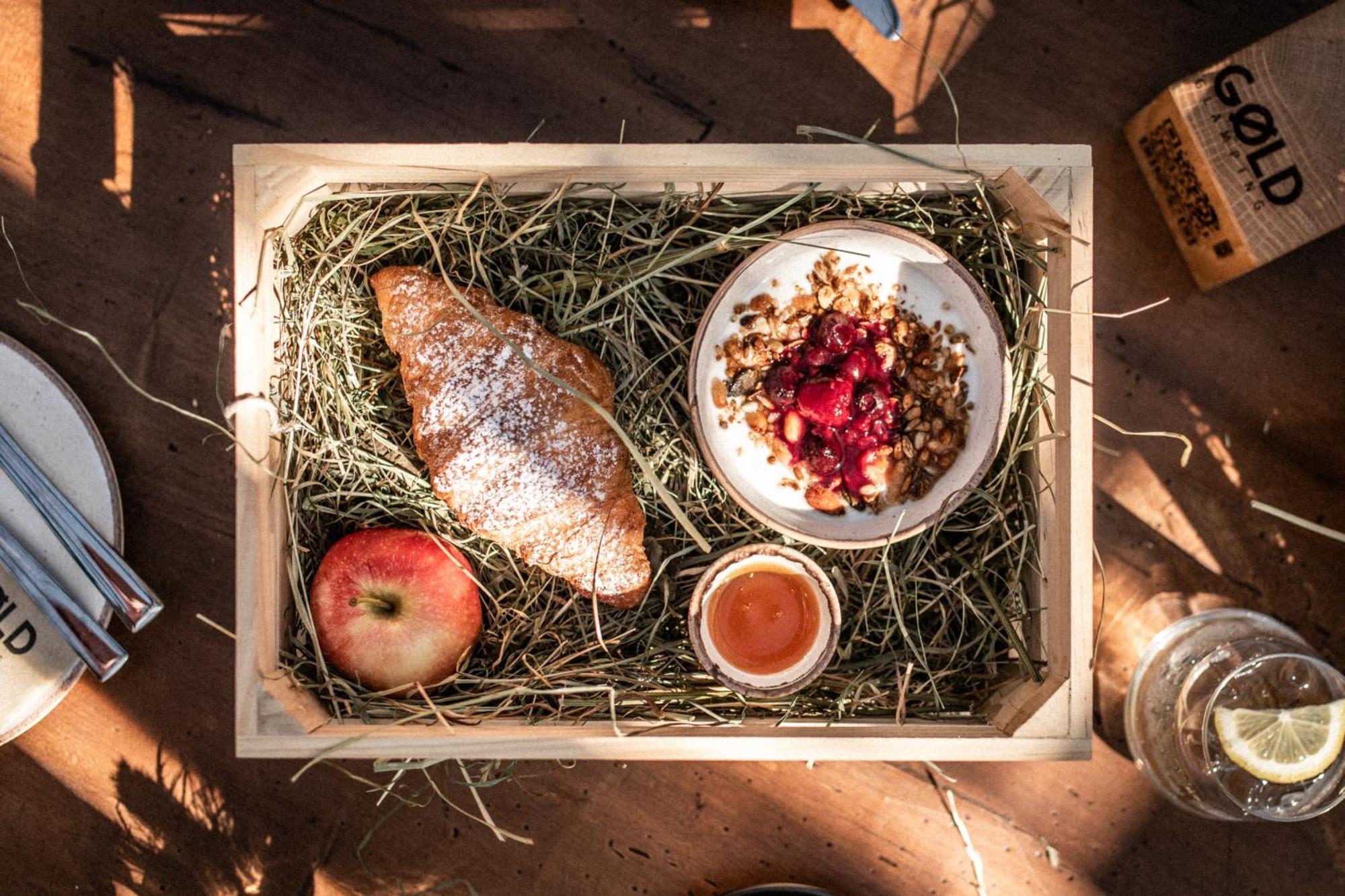 Sandgold Alpine Glamping Campo Tures Kültér fotó